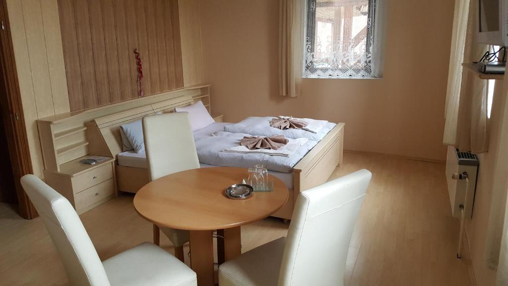 Pension U Dubu room 1